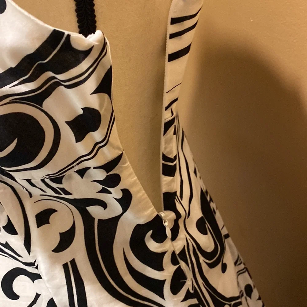 Women’s Apt 9 black white floral fit and flare maxi dress sz 8 lined sleeveless - Picture 9 of 13